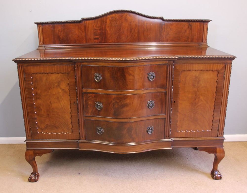 Antique Serpentine Front Mahogany Chiffonier Sever Sideboard