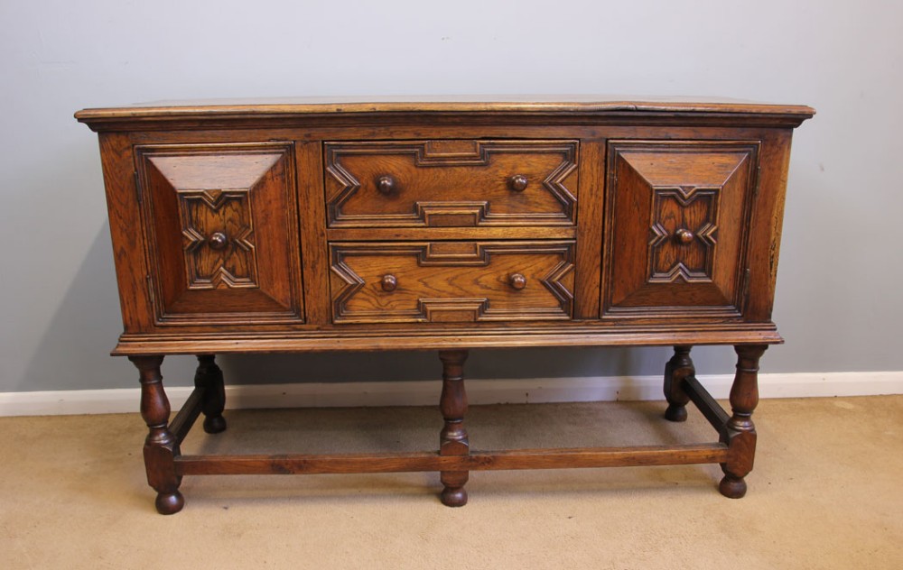 Antique Country Oak Sideboard Dresser Base. 