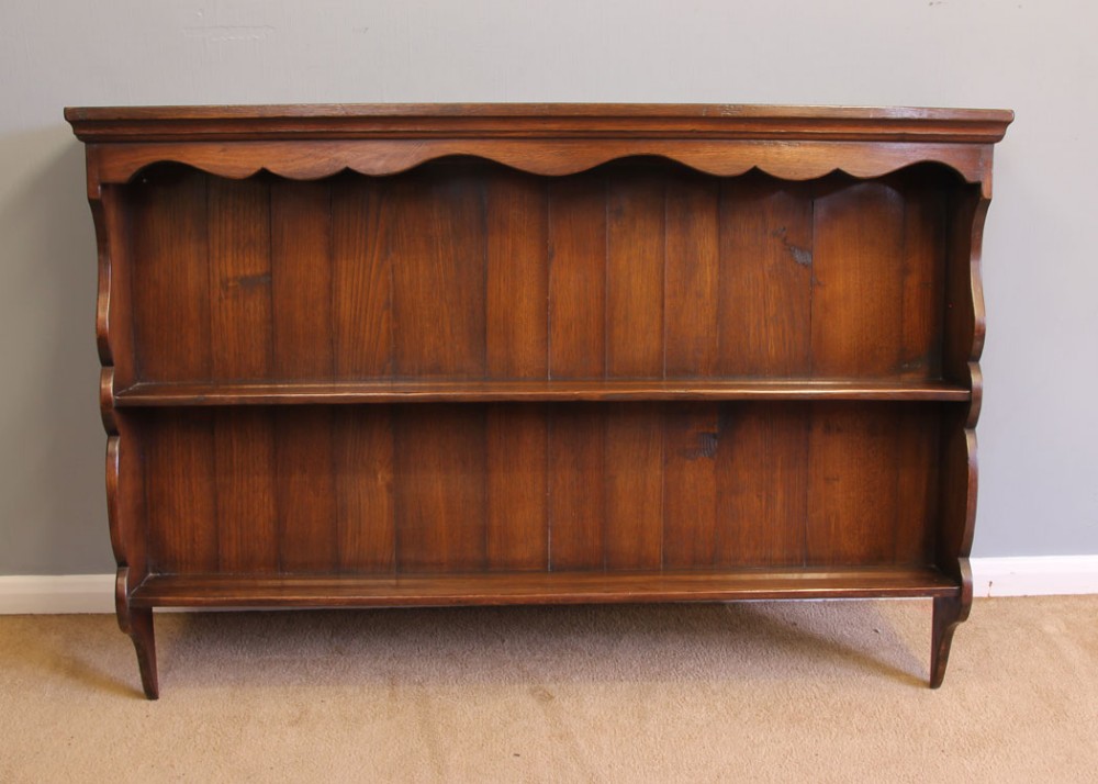 Antique Oak Hanging Plate Rack Wall Shelves. 