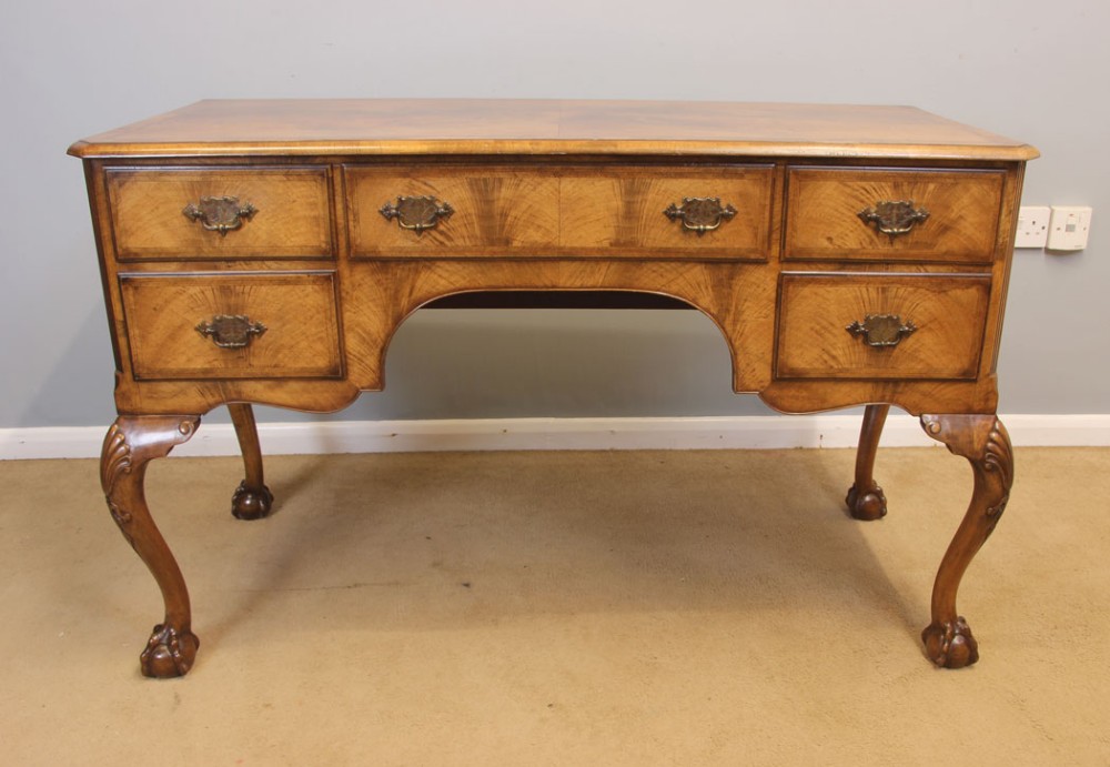 Antique Walnut Dressing Side Table Writing Desk. 