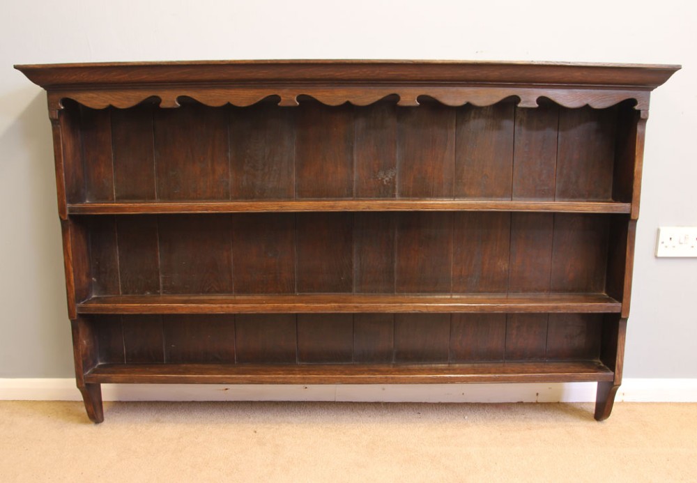 Antique Oak Hanging Wall Shelves Plate Rack. 