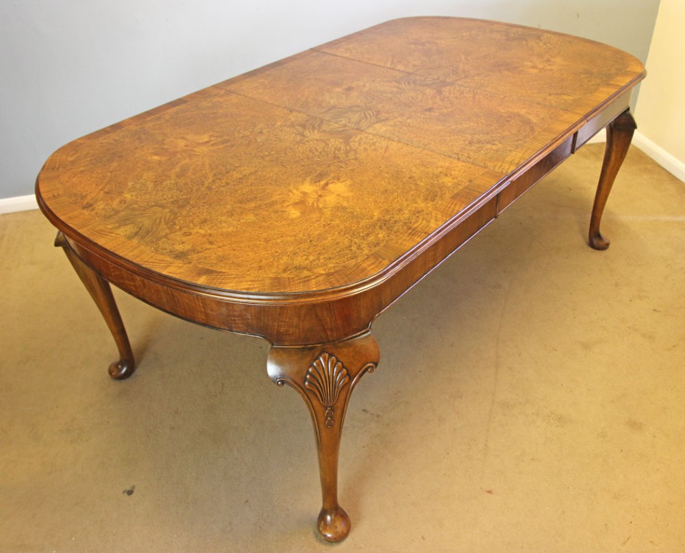 Quality Burr Walnut Two Leaf Antique Extending Dining Table