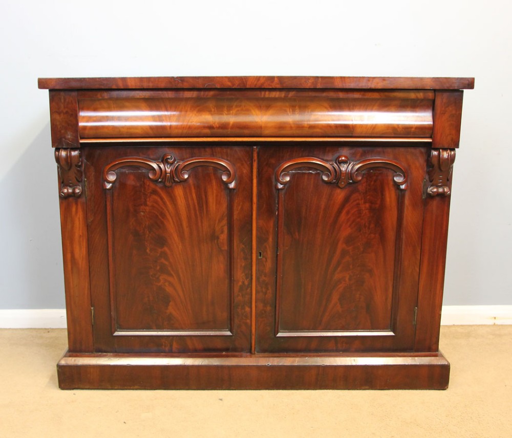 Antique Victorian Mahogany Chiffonier Sideboard Server. 