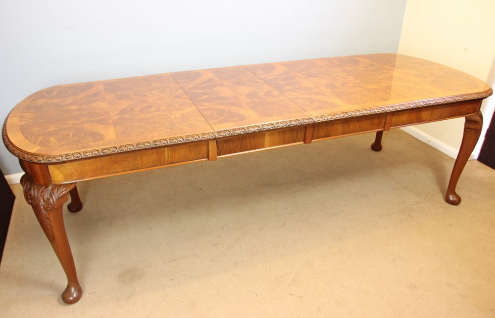 Antique Burr Walnut Queen Anne Style Extending Dining Table