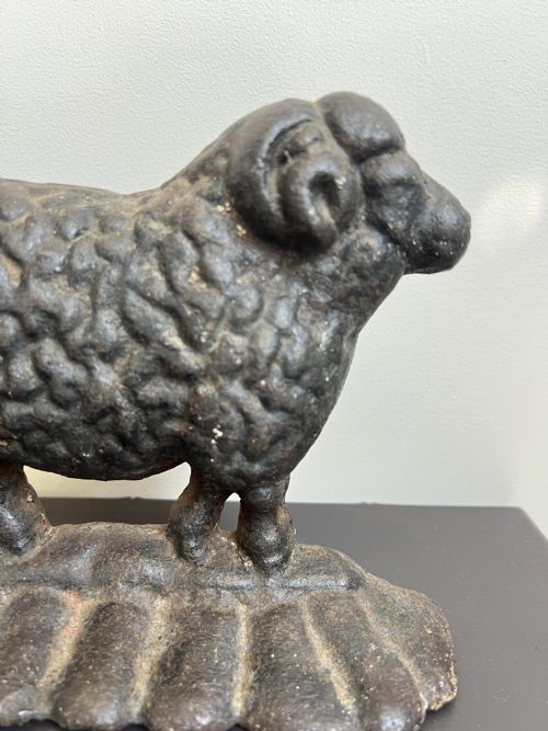 19TH CENTURY CAST IRON DOORSTOP RAM - ADDITIONAL PHOTO 2