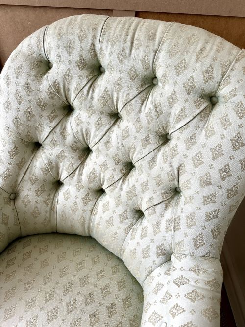 ANTIQUE BUTTON BACK UPHOLSTERED ARMCHAIR - ADDITIONAL PHOTO 2