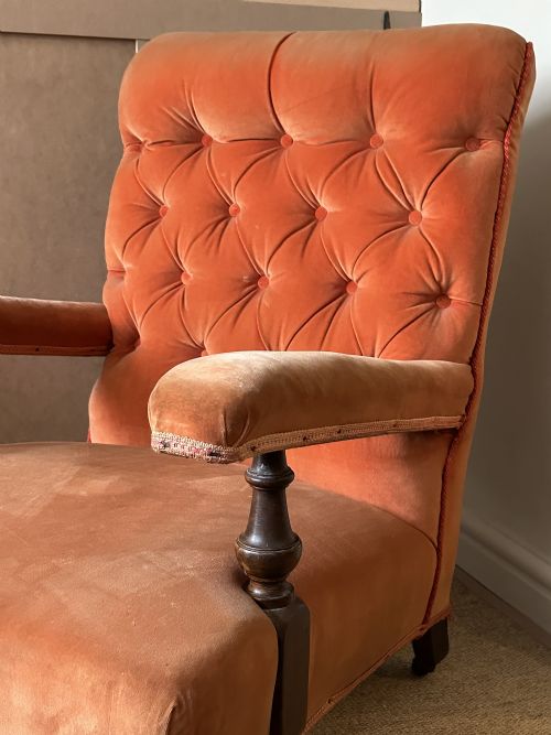 19TH CENTURY HOWARD STYLE OPEN ARMCHAIR - ADDITIONAL PHOTO 3