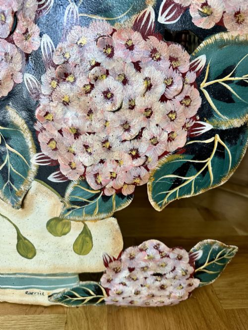 LARGE ANTIQUE FRENCH TOLEWARE HYDRANGEA FIRESCREEN DUMMY BOARD CIRCA 1920S - ADDITIONAL PHOTO 4