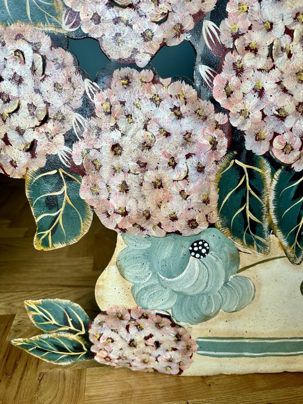 Large Antique French Toleware Hydrangea Firescreen Dummy Board, circa 1920s View IV