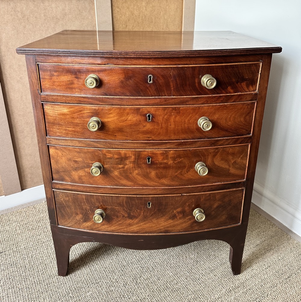 Small Antique Bow Fronted Mahogany Bachelors Chest of Drawers