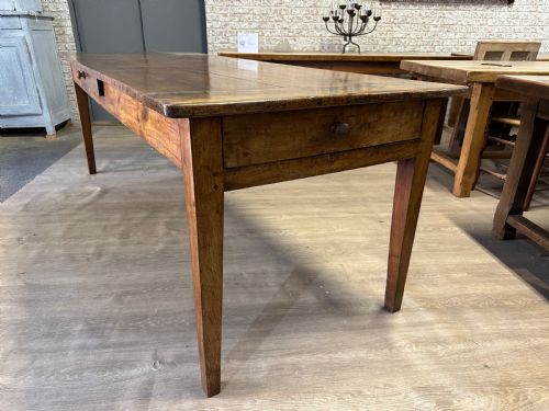 18TH CENTURY WALNUTFRUITWOOD FARMHOUSE TABLE - ADDITIONAL PHOTO 2