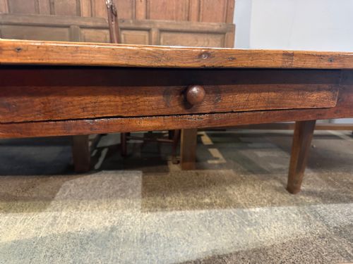 EARLY 19TH CENTURY CHERRY DINING TABLE - ADDITIONAL PHOTO 5