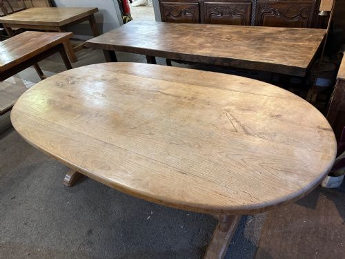 ANTIQUE OVAL ASH TRETLE TABLE - ADDITIONAL PHOTO 1