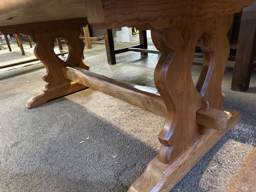 ANTIQUE OVAL ASH TRETLE TABLE - ADDITIONAL PHOTO 4