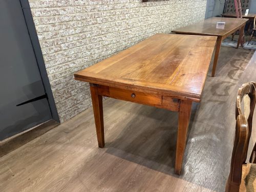LARGE ANTIQUE CHERRY DOUBLE DRAW LEAF TABLE - ADDITIONAL PHOTO 5