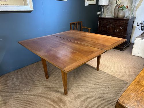 ANTIQUE CHERRY EXTENDING SQUARE TABLE - ADDITIONAL PHOTO 2