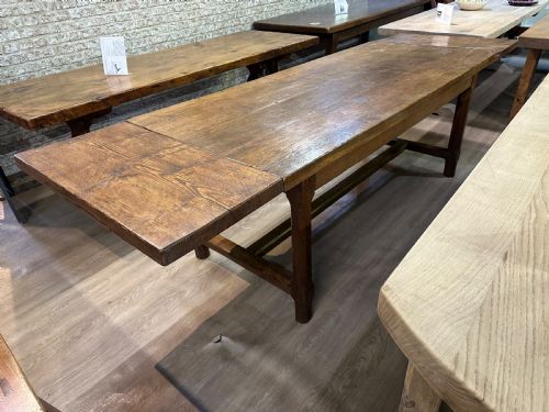 18TH CENTURY OAK RUSTIC FARMHOUSE TABLE WITH TWO EXTENSION LEAVES - ADDITIONAL PHOTO 1