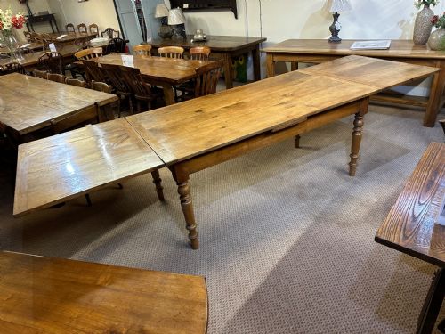 19TH CENTURY PALE CHERRY DOUBLE EXTENDING FARMHOUSE TABLE - ADDITIONAL PHOTO 2