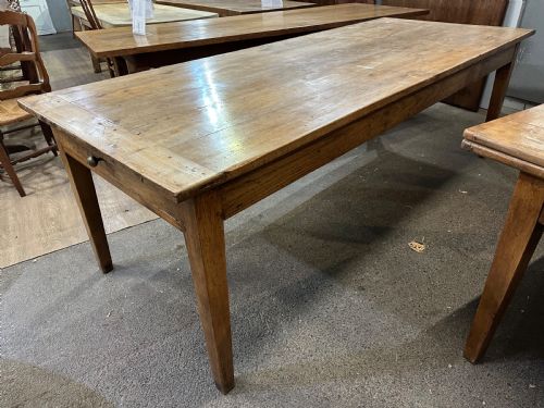 19TH CENTURY LARGE CHERRY FARMHOUSE TABLE - ADDITIONAL PHOTO 6