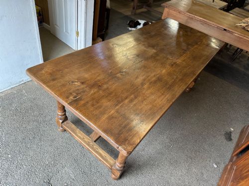 ANTIQUE ELM TURNED LEG DINING TABLE - ADDITIONAL PHOTO 2