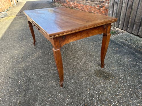ANTIQUE CHERRY DOUBLE EXTENDING TABLE WITH BREAD SLIDE AND CABRIOLE LEGS - ADDITIONAL PHOTO 7