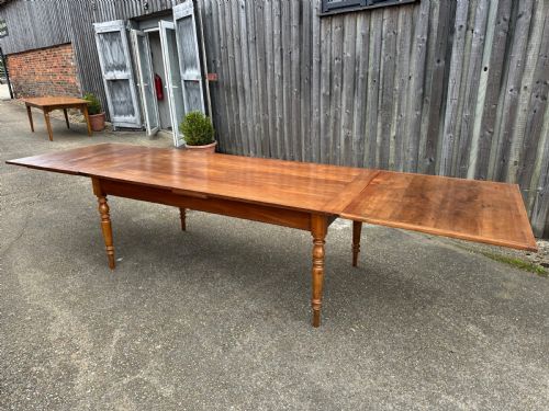 19TH CENTURY WIDE CHERRY DOUBLE EXTENDING DINING TABLE - ADDITIONAL PHOTO 5