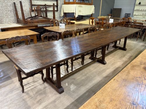 18TH CENTURY OAK DINING TABLE - ADDITIONAL PHOTO 1