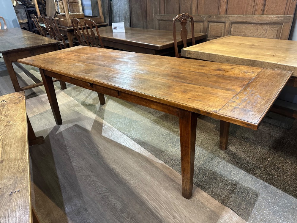 Early 19th Century Cherry Dining Table View IV