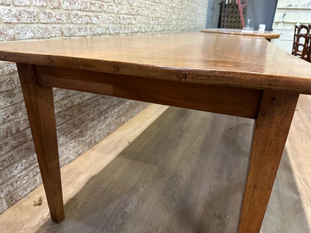 Antique Tapered Leg Cherry Dining Table View V