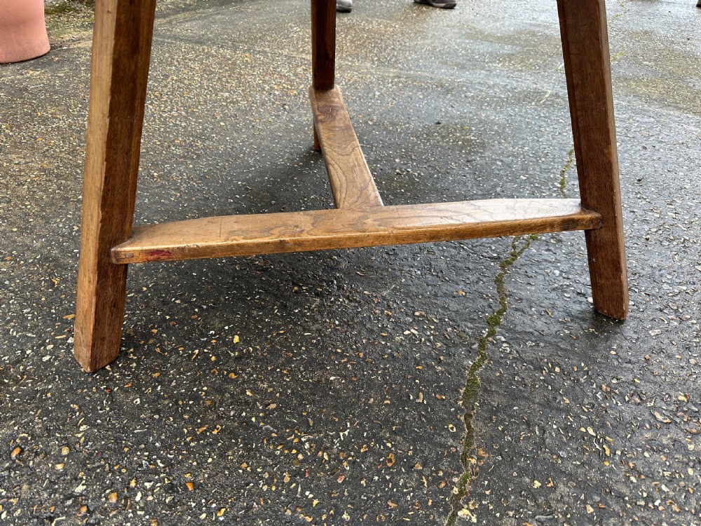 Antique Round Tilt Top Burr Ash Cricket Table View V