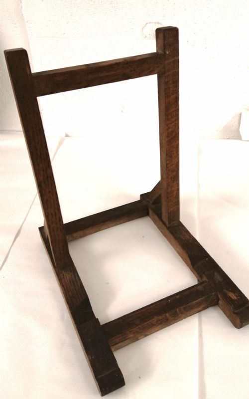 ARTS AND CRAFTS CHARGERPICTURE STAND - ADDITIONAL PHOTO 1