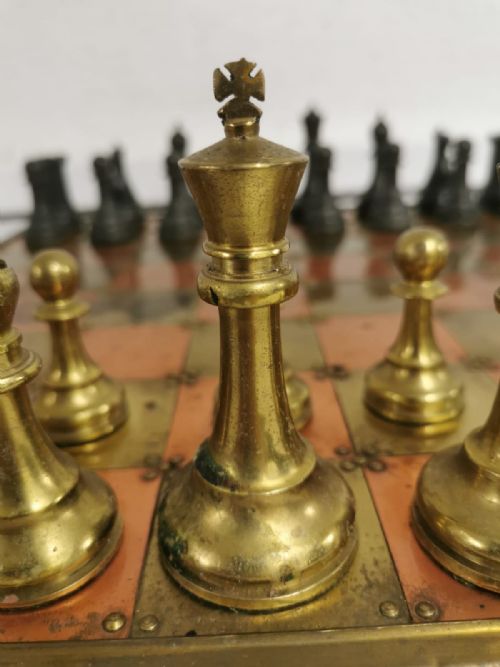 A UNUSUAL ART'S AND CRAFTS CHESS SET AND BOARD - ADDITIONAL PHOTO 2