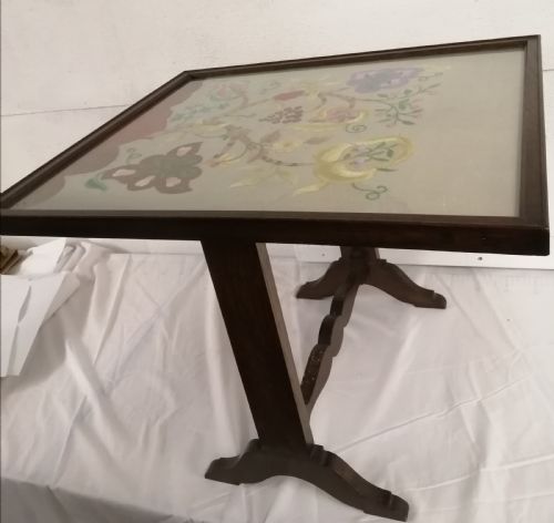 ANTIQUE EMBROIDERED SCREEN TABLE - ADDITIONAL PHOTO 8