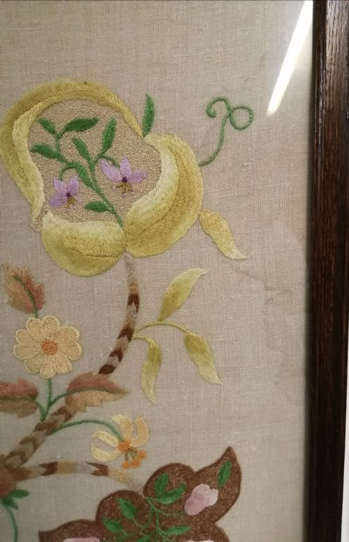 ANTIQUE EMBROIDERED SCREEN TABLE - ADDITIONAL PHOTO 10