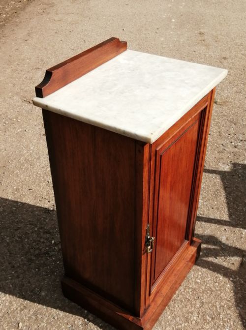 VICTORIAN MARBLE TOP BEDSIDE CABINET - ADDITIONAL PHOTO 7