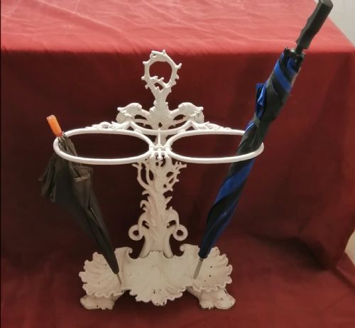 A CAST IRON 19C NAUTICAL STICKUMBRELLA STAND - ADDITIONAL PHOTO 1