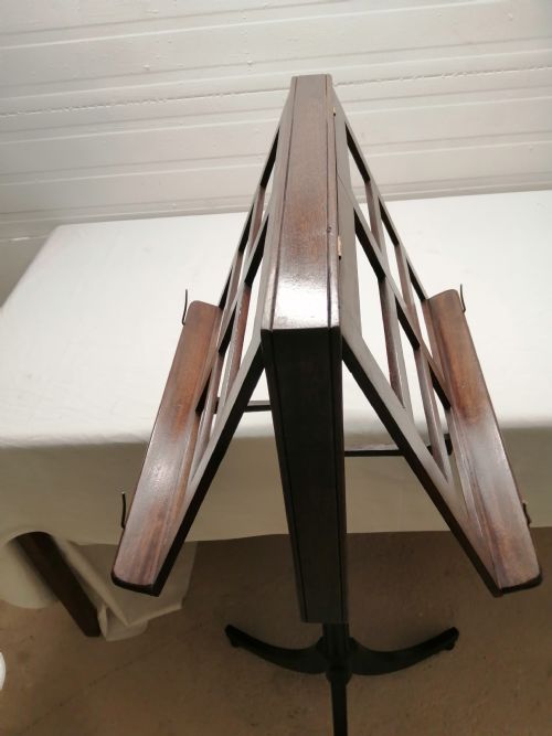 AN EDWARDIAN WALNUT DUET MUSIC STAND - ADDITIONAL PHOTO 2