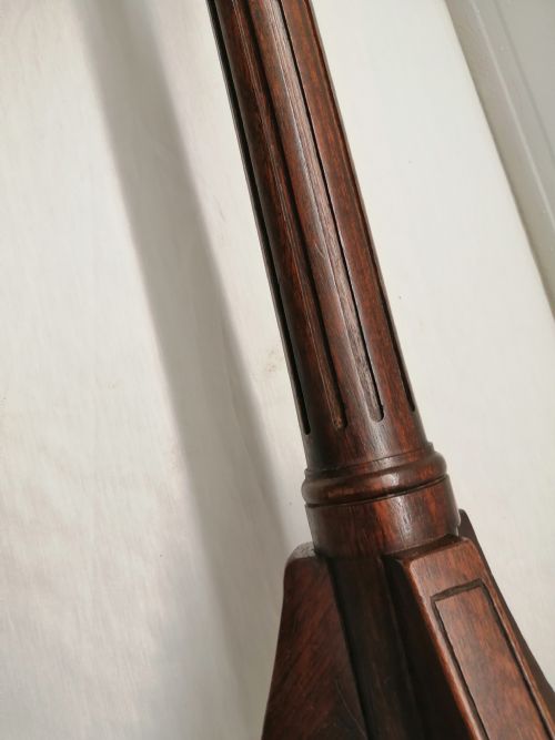 AN EDWARDIAN WALNUT DUET MUSIC STAND - ADDITIONAL PHOTO 6
