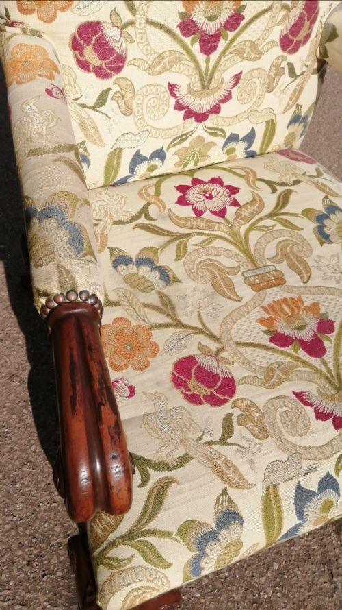 A WALNUT GAINSBOROUGH TYPE TAPESTRY ARMCHAIR - ADDITIONAL PHOTO 5