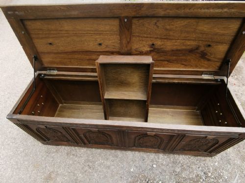CARVED HALL SEAT BENCH - ADDITIONAL PHOTO 4