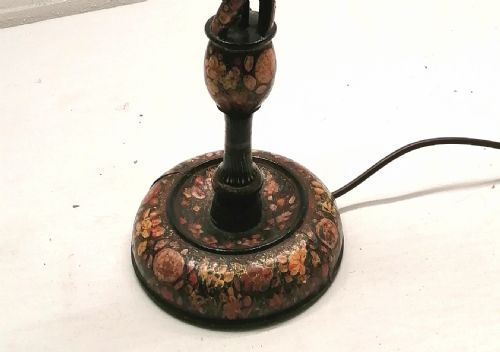 TALL KASHMER TABLE LAMP - ADDITIONAL PHOTO 2