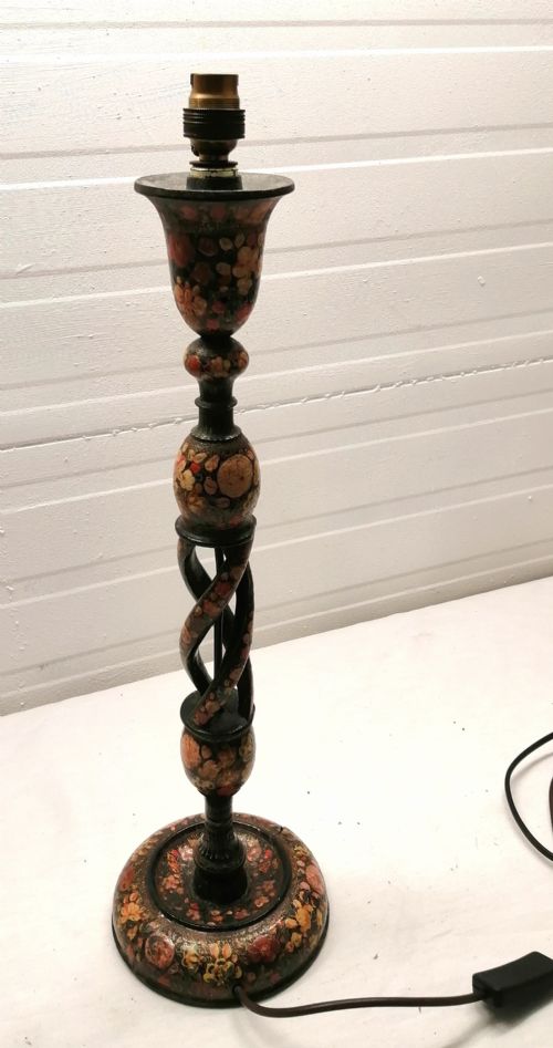 TALL KASHMER TABLE LAMP - ADDITIONAL PHOTO 4