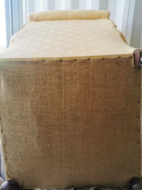 ANTIQUE PAIR OF UPHOLSTERED ARMCHAIRS - ADDITIONAL PHOTO 7