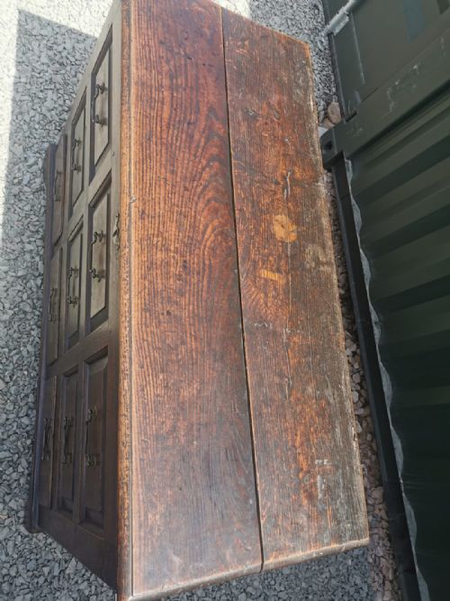 ATTRACTIVE ANTIQUE WELSH OAK MULE CHEST - ADDITIONAL PHOTO 5