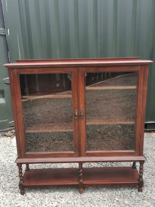 A FINE ARTS AND CRAFTS SHAPLAND AND PETTER MAHOGANY BOOKCASE - ADDITIONAL PHOTO 3