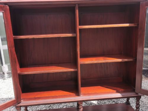 A FINE ARTS AND CRAFTS SHAPLAND AND PETTER MAHOGANY BOOKCASE - ADDITIONAL PHOTO 5