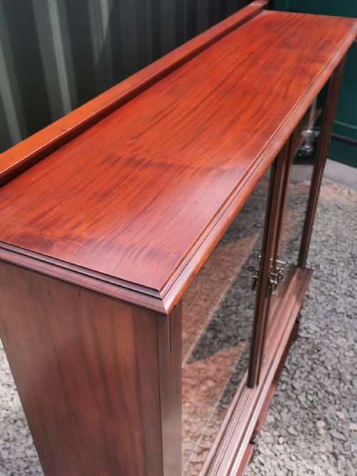 A FINE ARTS AND CRAFTS SHAPLAND AND PETTER MAHOGANY BOOKCASE - ADDITIONAL PHOTO 10
