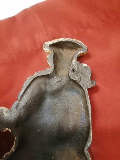 ANTIQUE DOOR STOP BRITAIN'S PRIDE METAL FIGURE - ADDITIONAL PHOTO 9