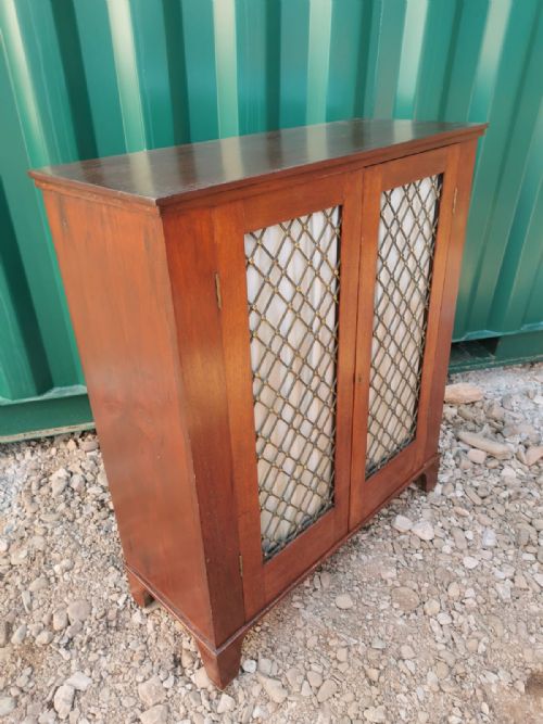 AN ANTIQUE REGENCY CABINET - ADDITIONAL PHOTO 1