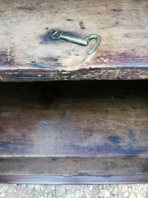AN ANTIQUE REGENCY CABINET - ADDITIONAL PHOTO 3